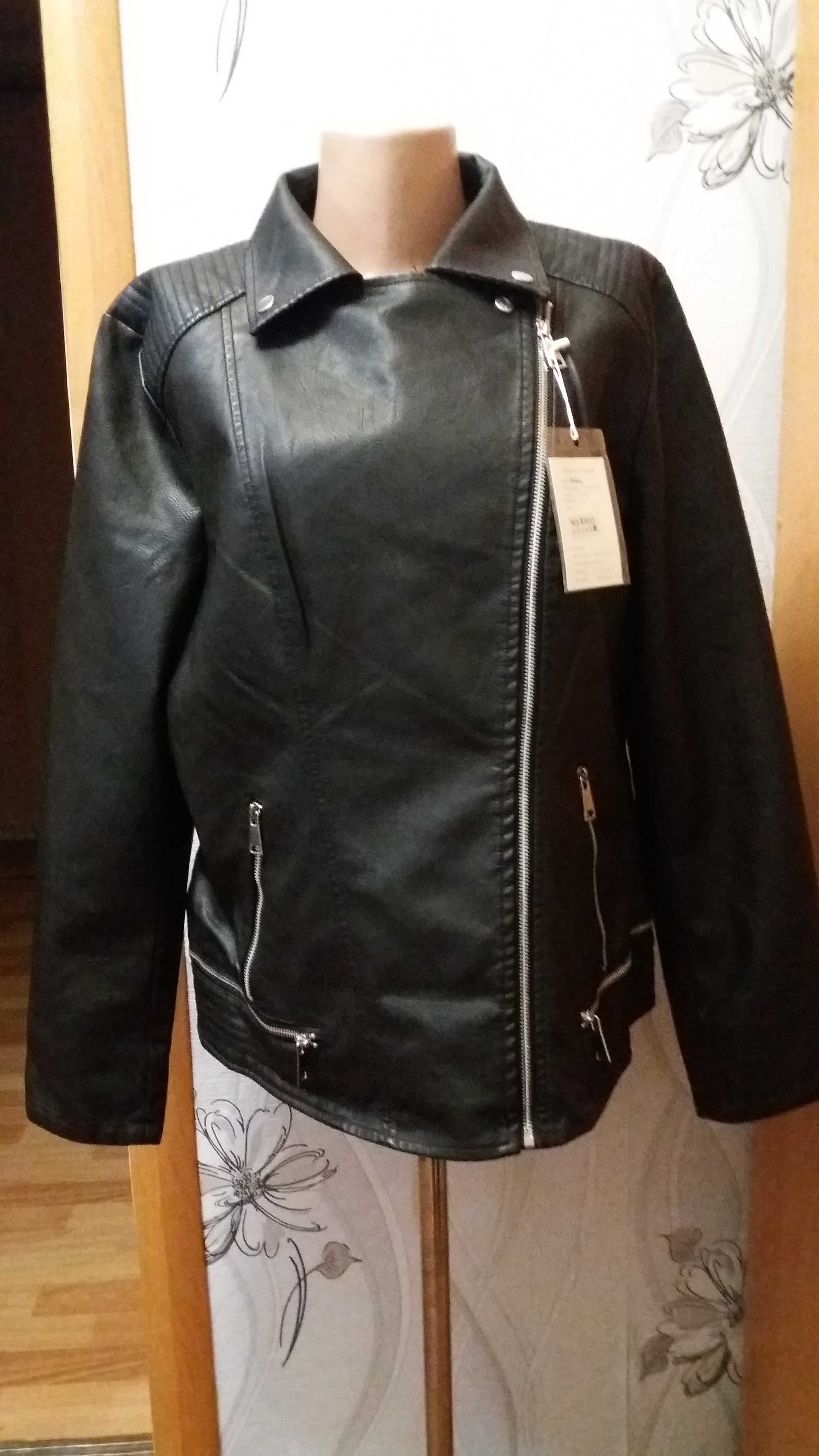 Нова жіноча куртка 50 розміру (о/г 108 о/т 96 о/с 112)