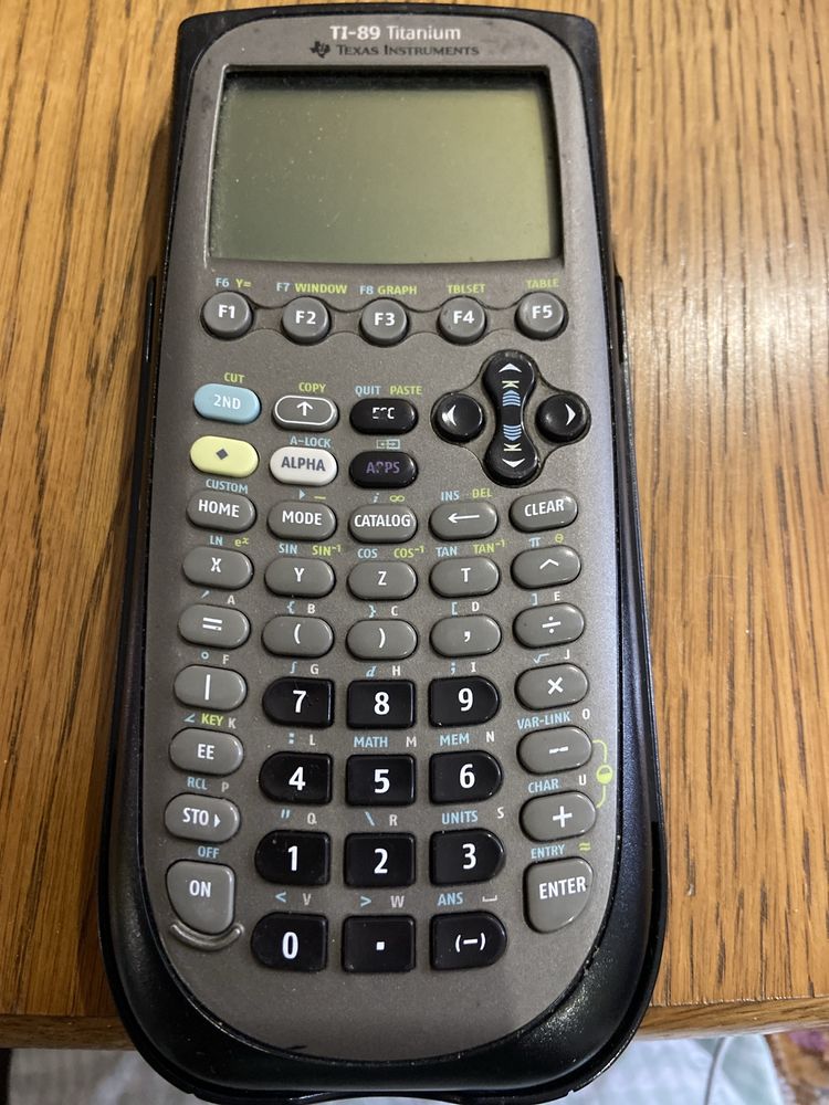 графічний калькулятор Texas Instruments TI-89 Titanium.