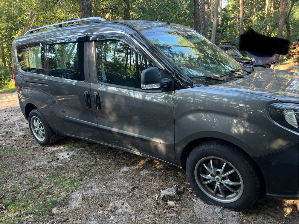 Терміново продам Fiat Doblo MAXI 2019 р.в. 1.4L бензин-газ