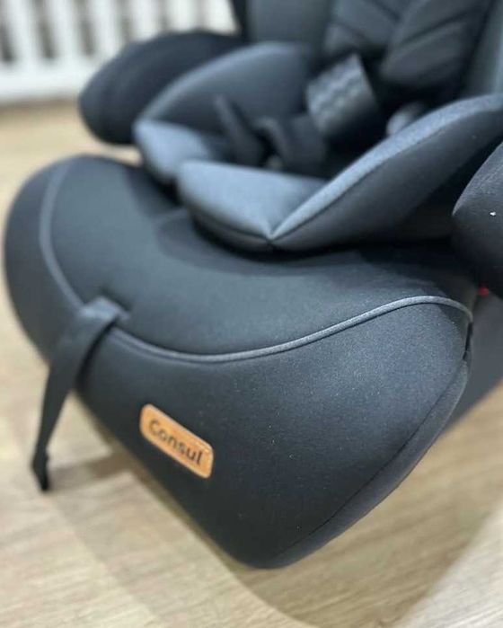 Дитяче універсальне автокрісло 9-36 кг з бустером tilly