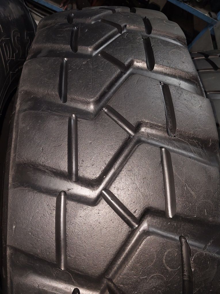 335/80/20 12,5R20 4 sztuki Pirelli Pista PS 22 UNIMOG