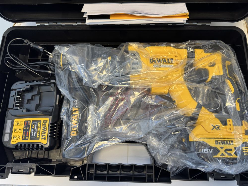 Młotowiertarka DeWalt DCH263NK akumulatorowa z udarem SDS plus 18V