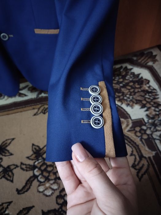 Костюм чоловічий