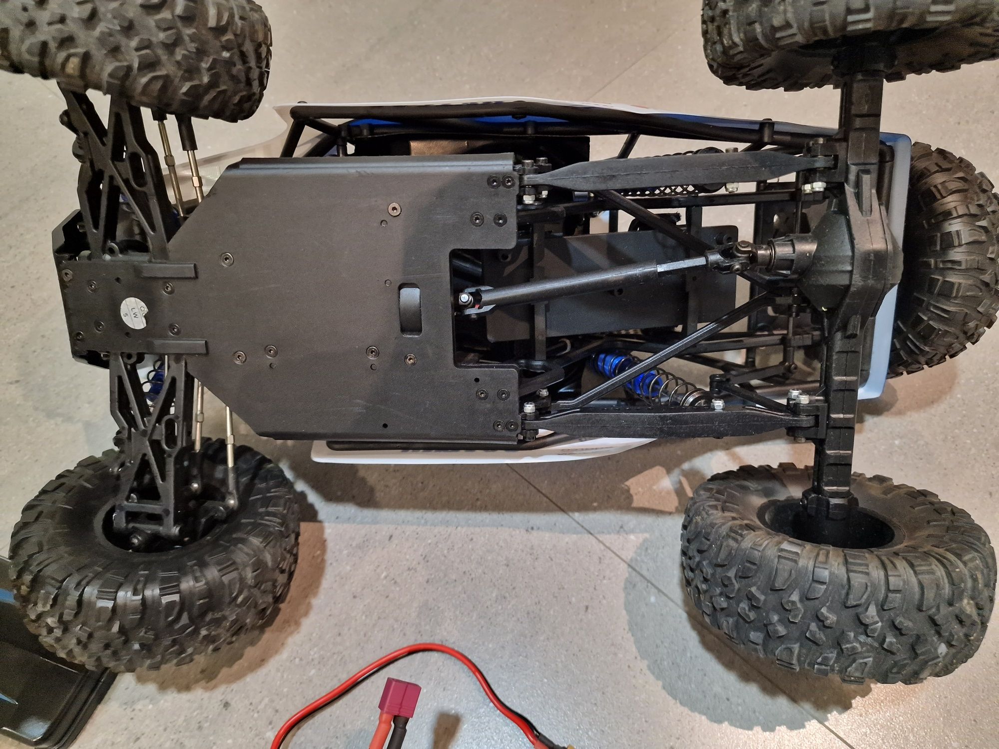 RC FTX OUTLAW 1/10 BRUSHLESS 4WD ULTRA-4 RTR BUGGY  c/ 2 baterias Lipo