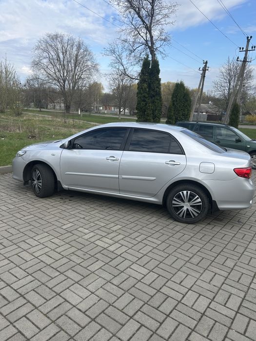 Продам своє офіційне авто