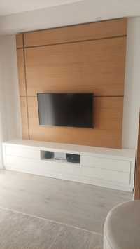 Base de TV com gavetas