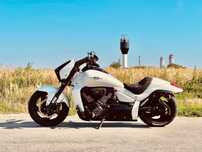 Suzuki M109R Boulevard
