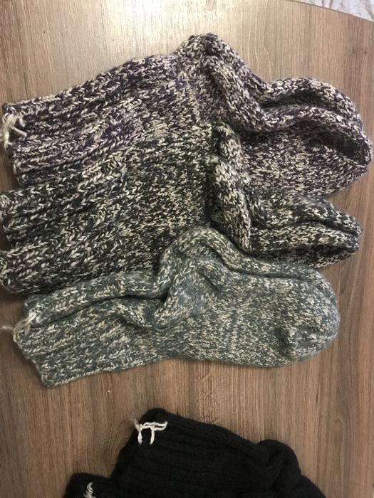 Вязаные носки теплые хорошие! Готовь сани летом…!