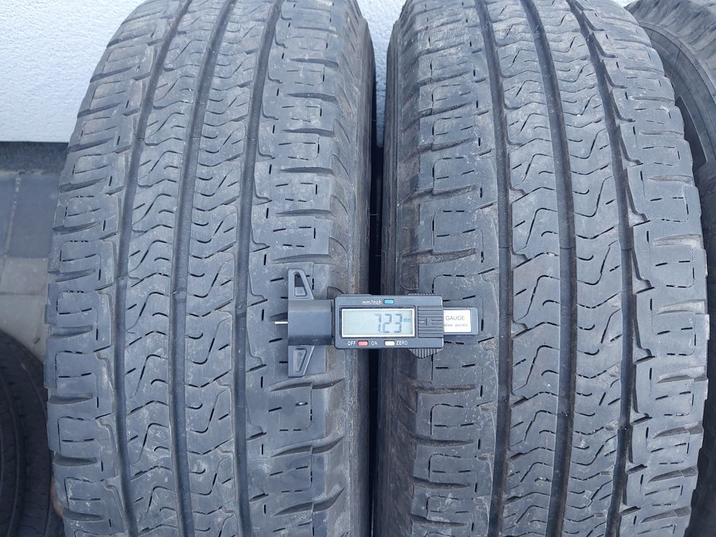 Michelin Agilis Camping 215/70R15 C 109 Q