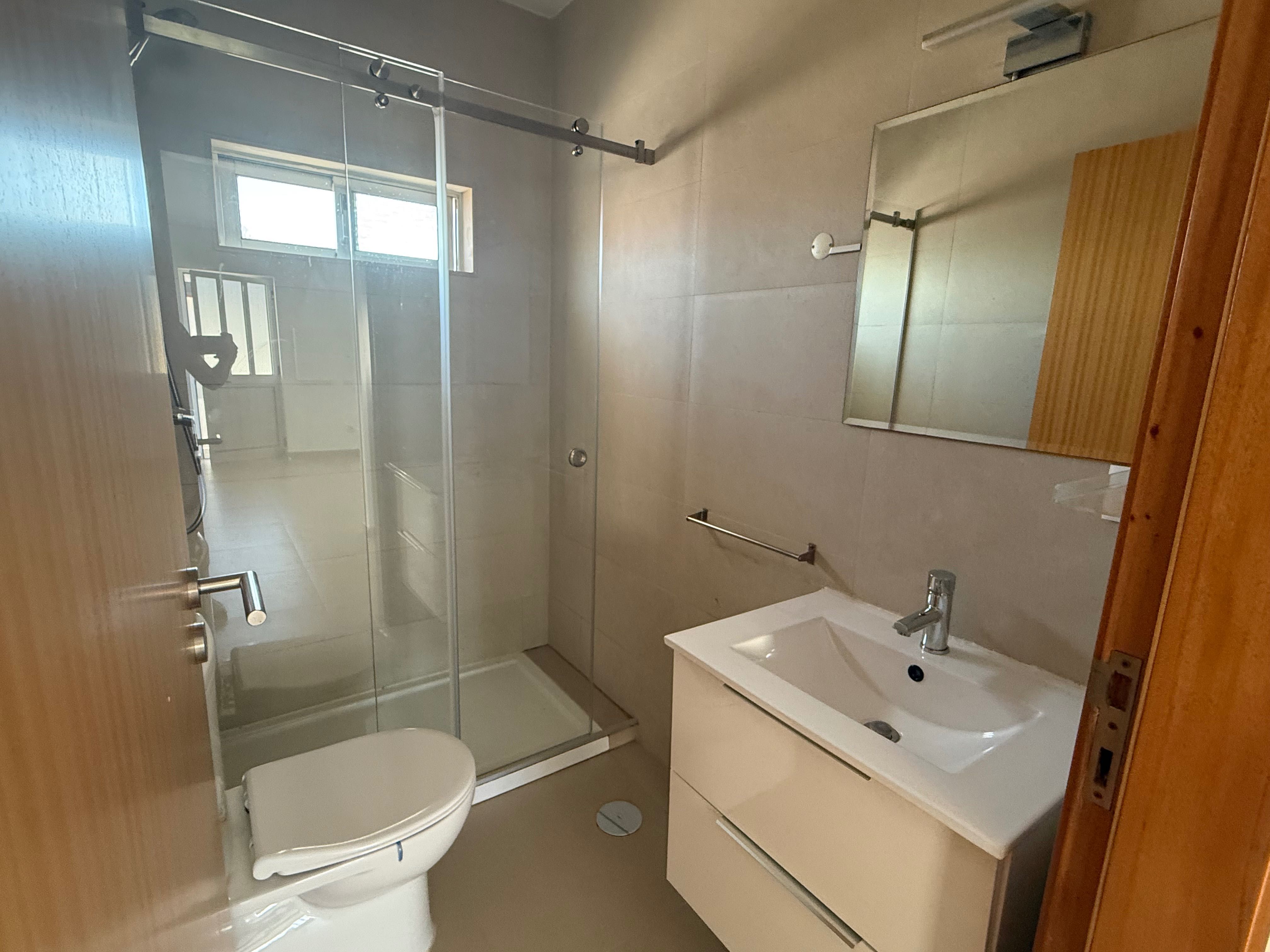 Alugo Apartamento T2 Folgosa-Maia