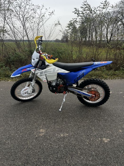 Cross Asix xr 99 300cc