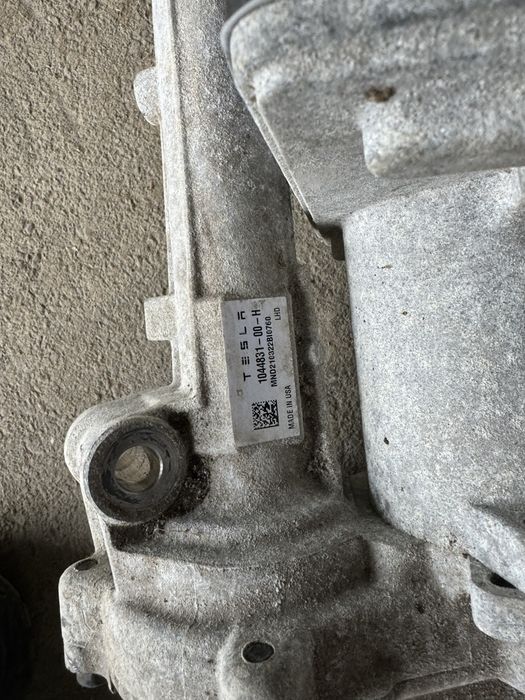 Рейки рульові tesla model 3/Y