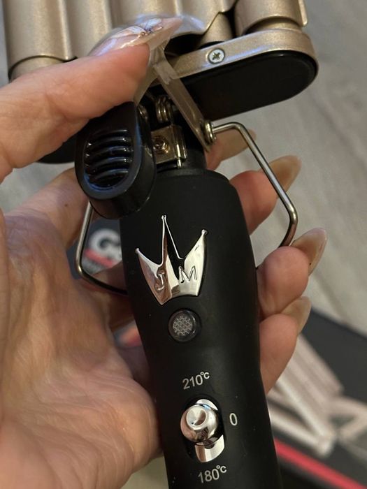 Професійна плойка-щипці для укладання волосся Gemei GM-2933