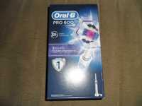 Szczoteczka elektryczna Oral-B Pro 600 3D White