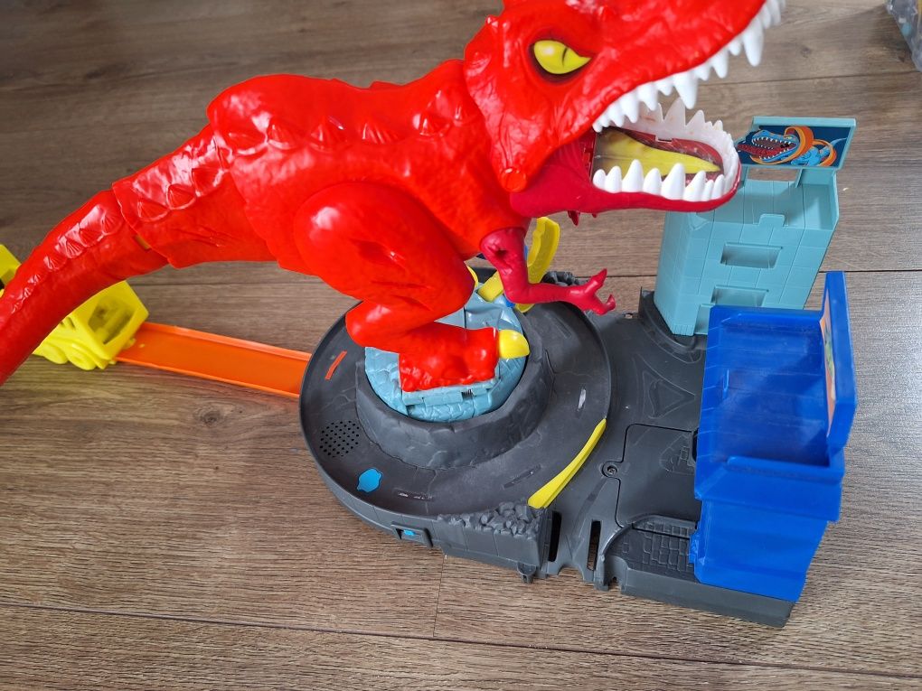 Wyrzutnia Hot Wheels t-rex