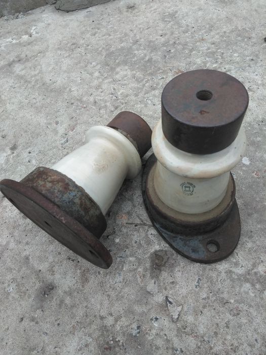 Изоляторы 1962 года