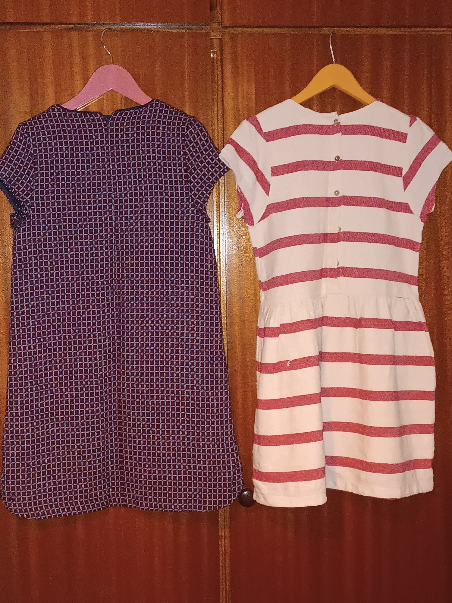 Vestidos de menina novos