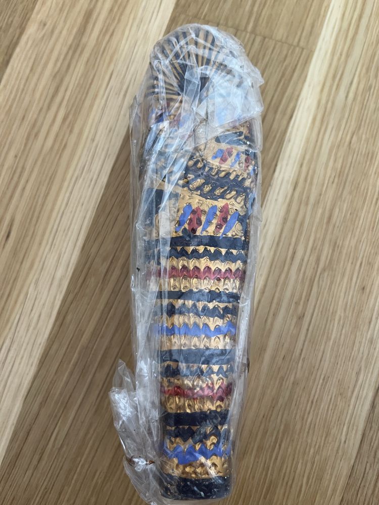 Figurka Faraona.