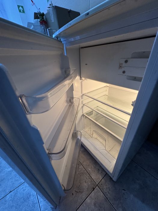 Lodówka Mastercook – używana, sprawna wysokosc 86 cm