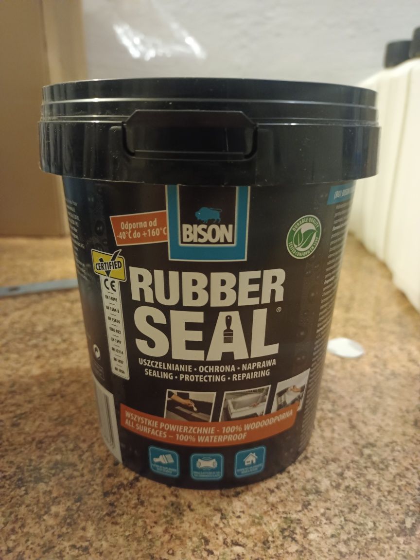 BISON RUBBER SEAL  0,75 L guma w płynie, papa w płynie powłoka