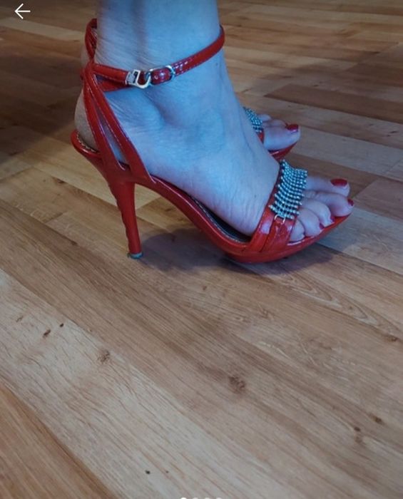 Buty na lato na szpilce