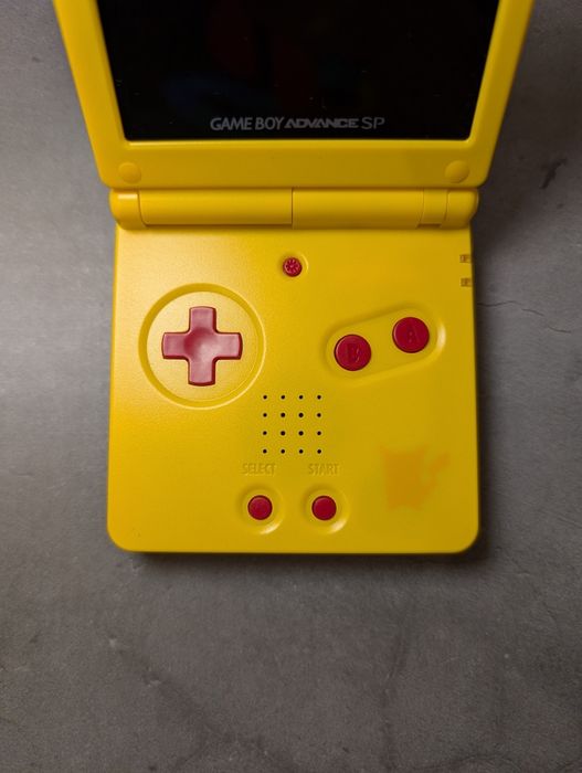 Gameboy Advance SP IPS Mod Pikachu