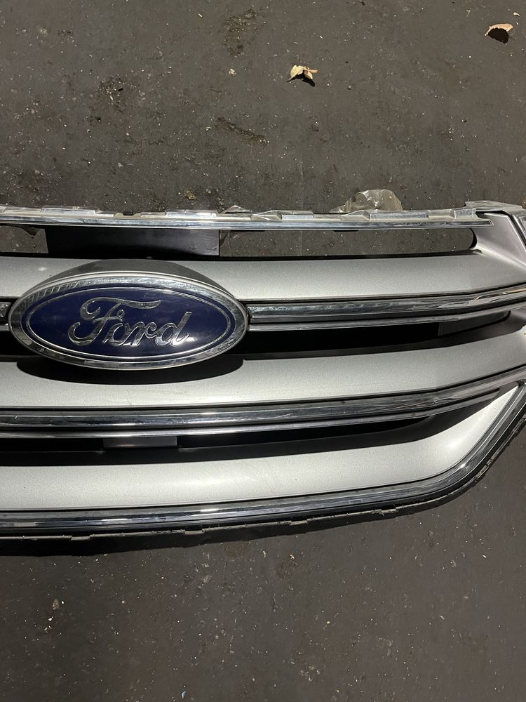 Решітка гріль бампера ford edge 15-18 usa