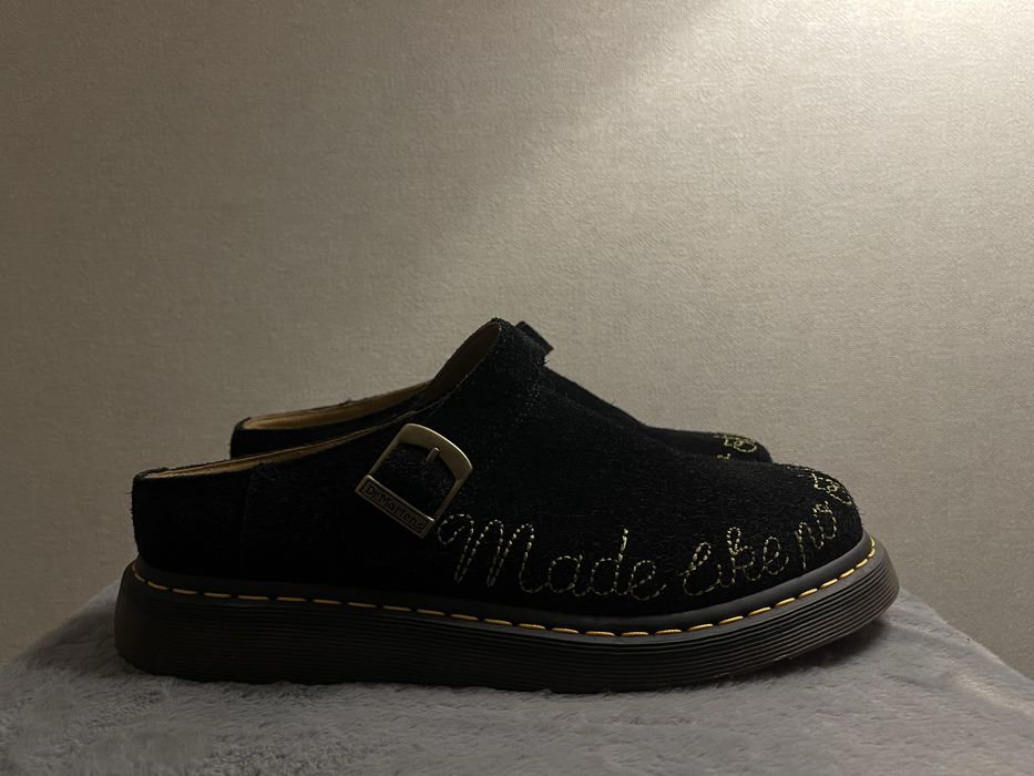 Оригінальні сабо Dr. Martens