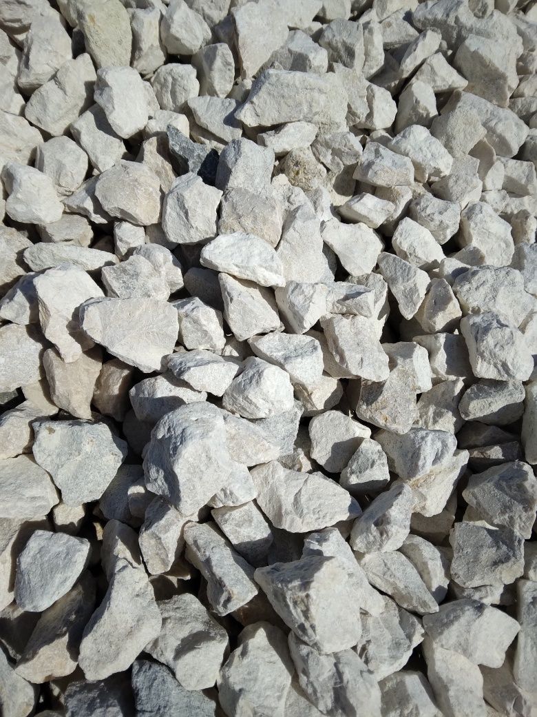 Tłuczeń ziemia stabilizacja beton piasek Żwir
