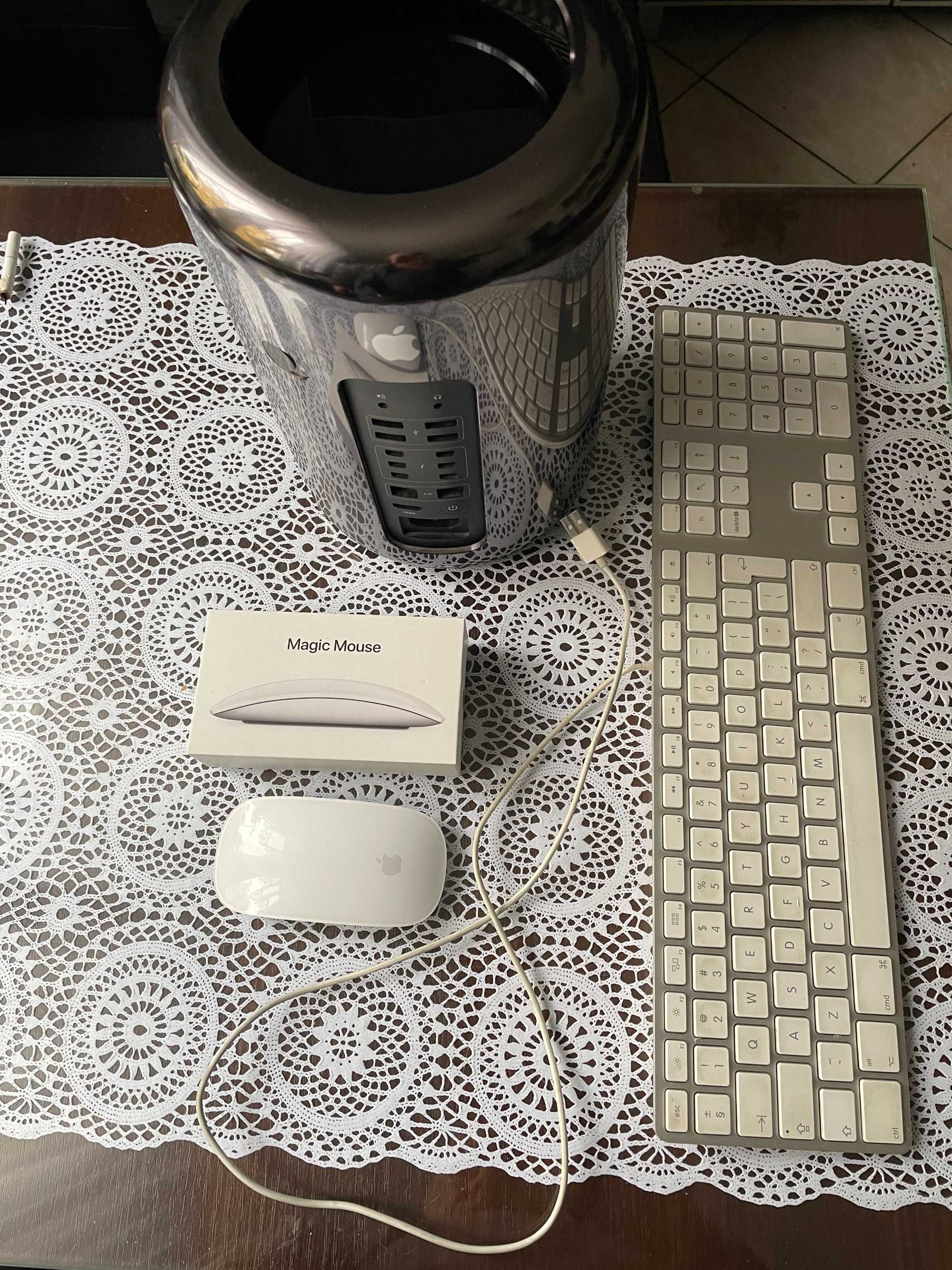 Mac Pro 6.1, 64GB RAM, 256GB SSD, magic mouse, klawiatura