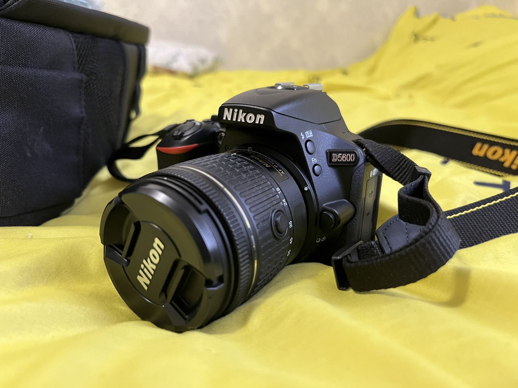 Nikon D5600 AF-P 18-55mm