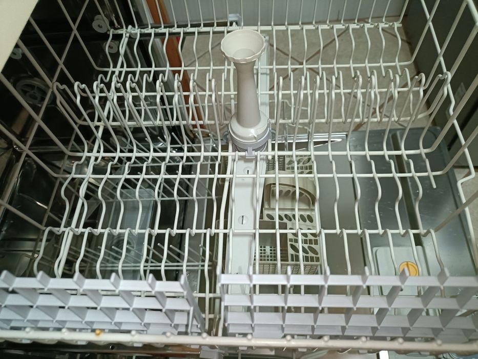 Máquina de lavar loiça Whirlpool