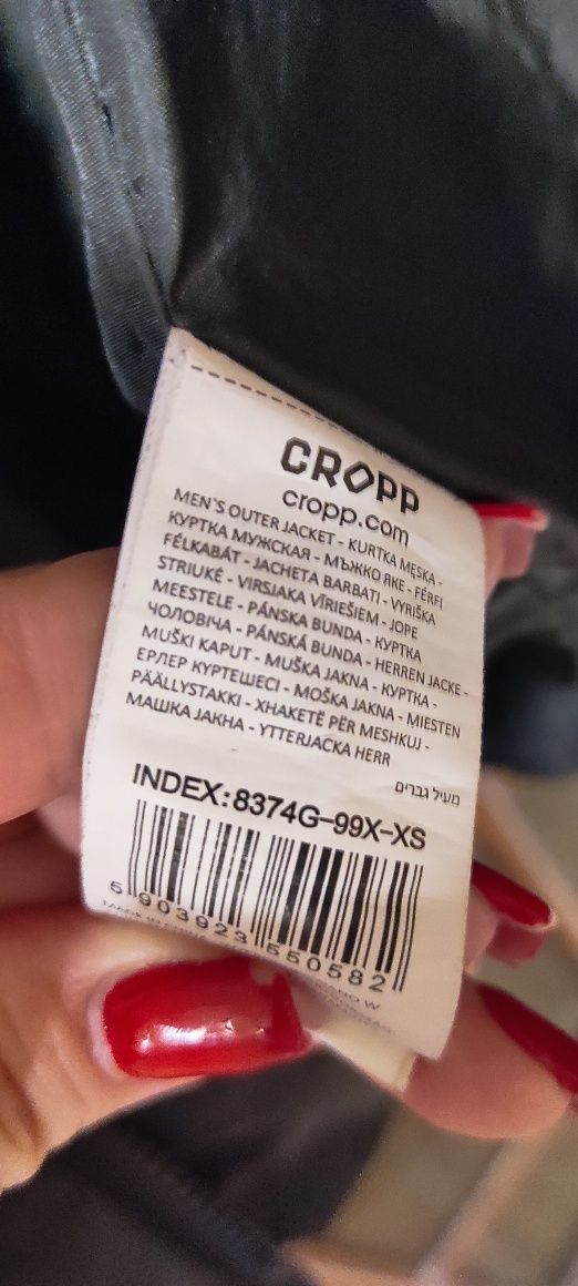 Куртка Cropp XS черного  цвета