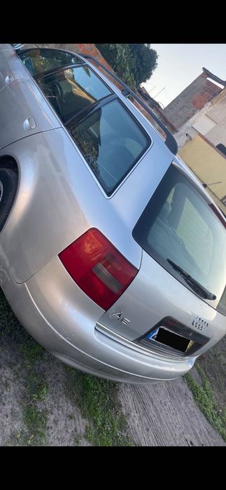 Carro Audi avant 6