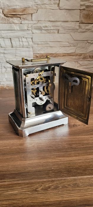 Stary budzik kareciak z pozytywką