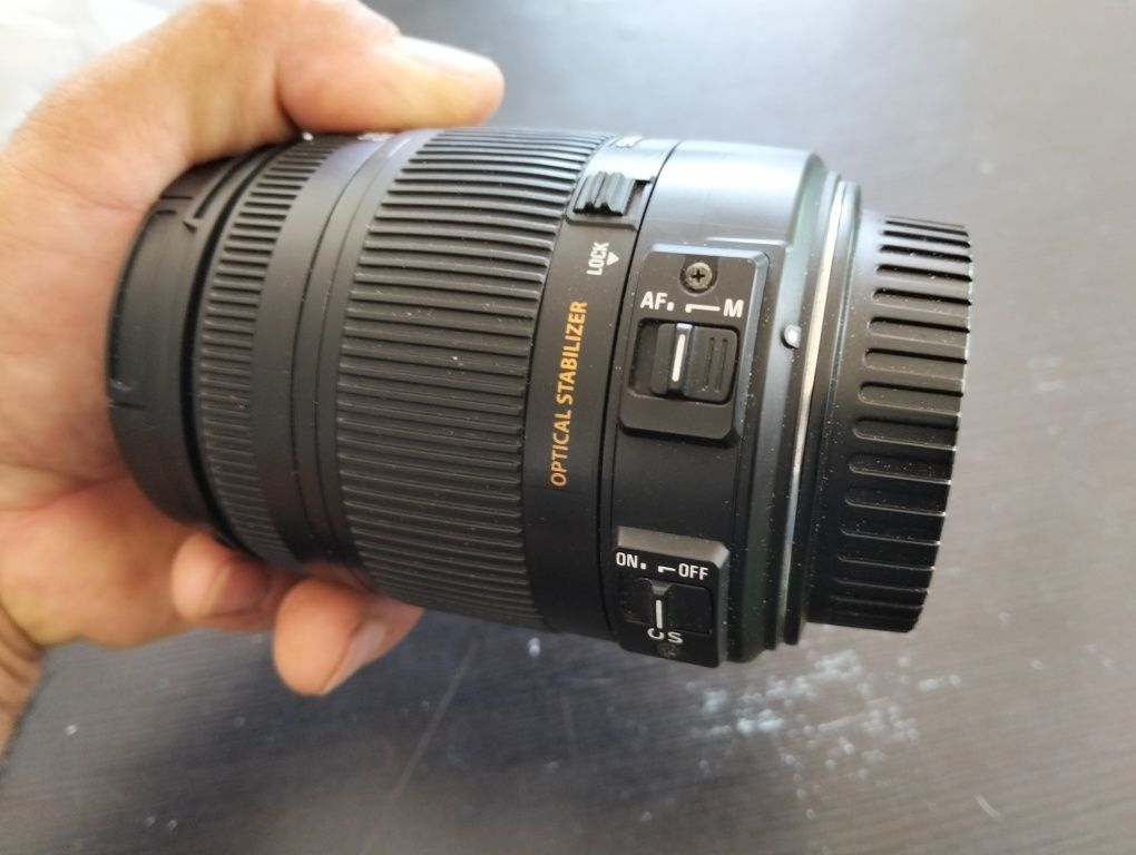 Sigma 18-250mm Macro