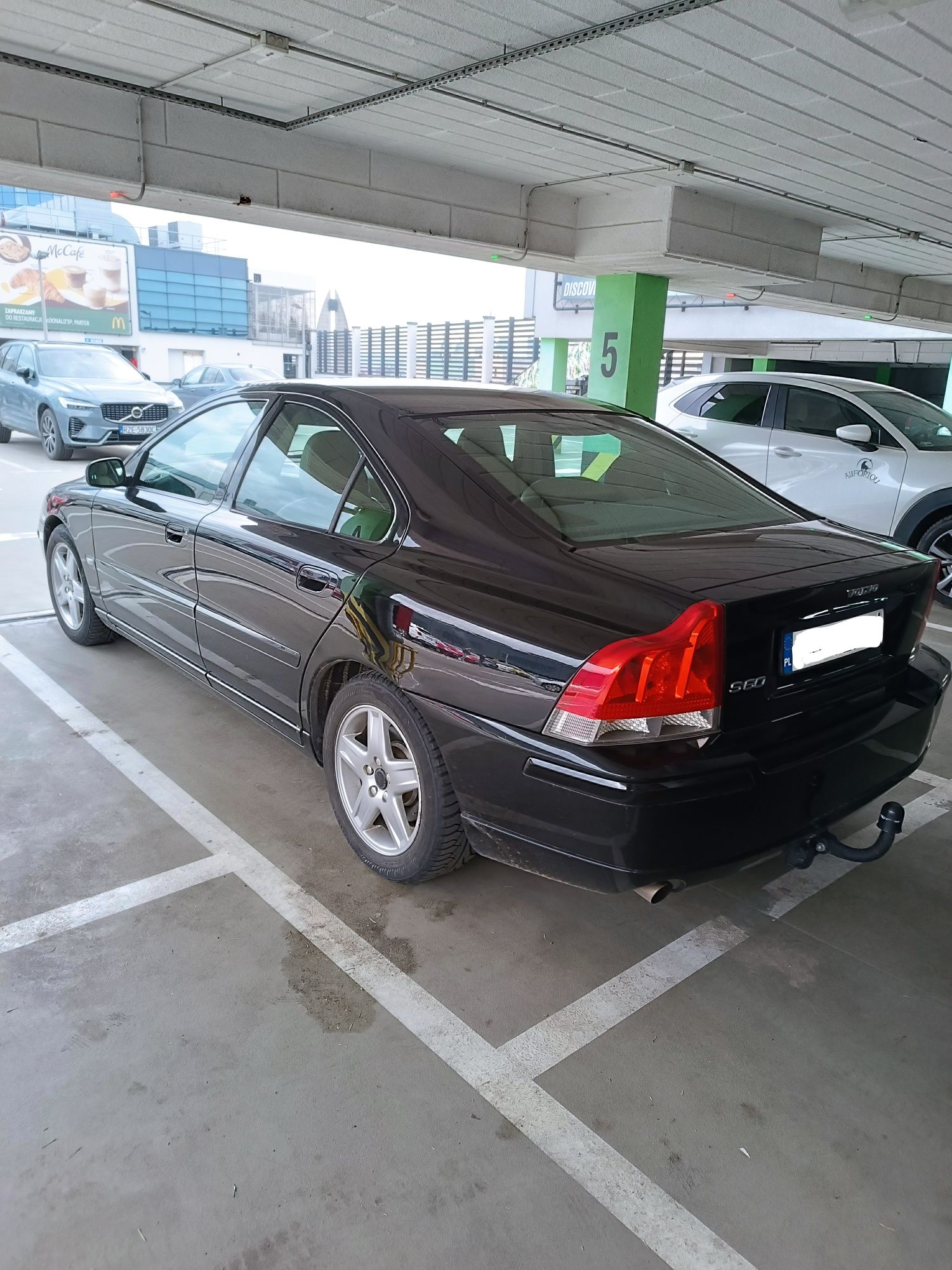 Volvo S60 2,4 benzyna + LPG skóra grzane fotele tempomat hak isofix