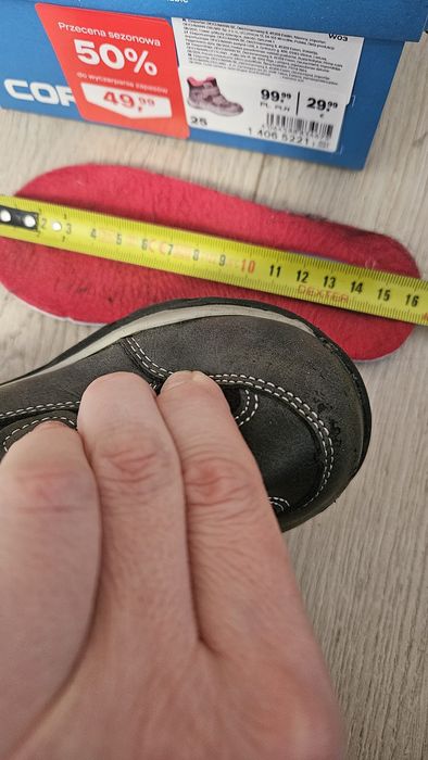Buty chłopięce jesienno/zimowa w rozmiarze 25
