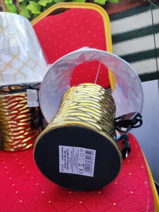 Lampka Nocna lampa złota z kloszem na stolik nocny ceramiczna