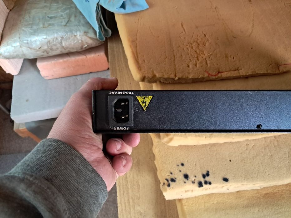 Сетевой коммуникатор Dell 3548