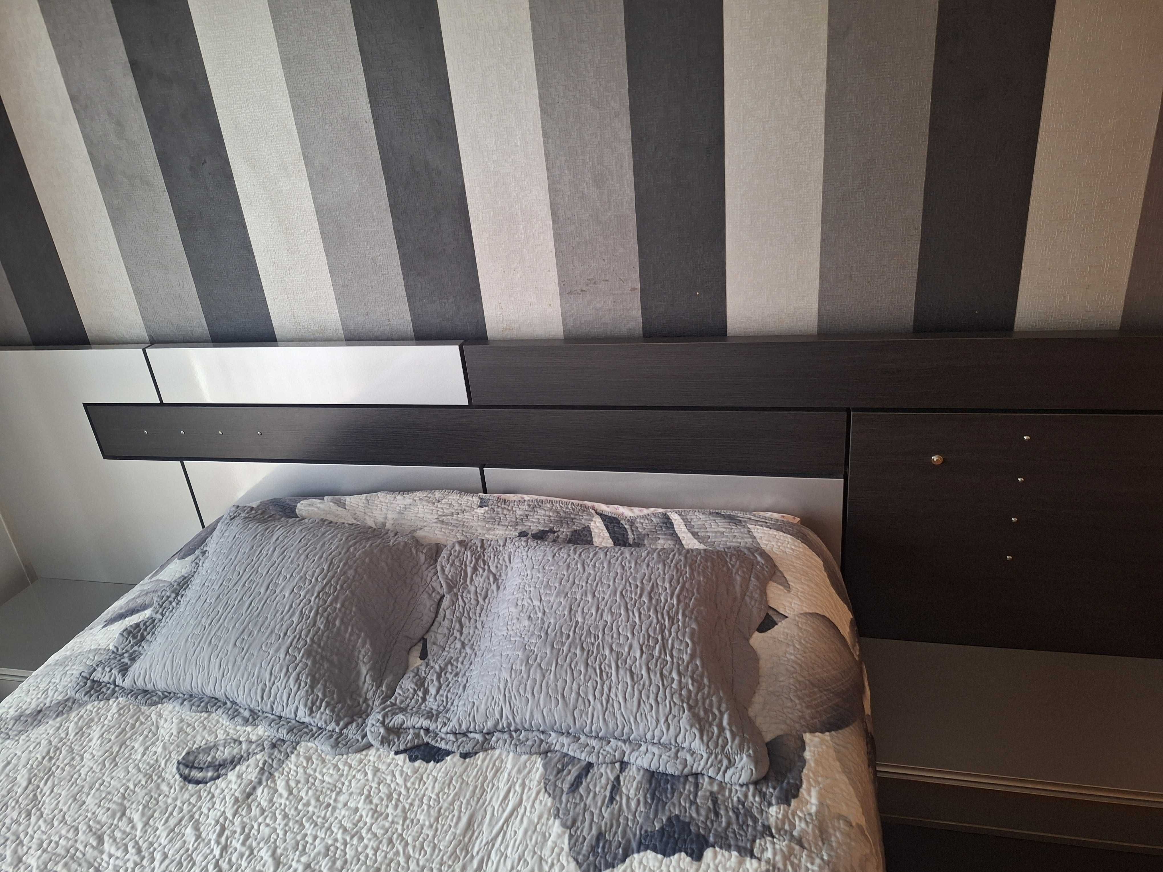 Mobília de quarto/ casal