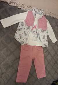 Sliczny komplet, kamizelka, spodnie i bluzka różowo biale z psem york