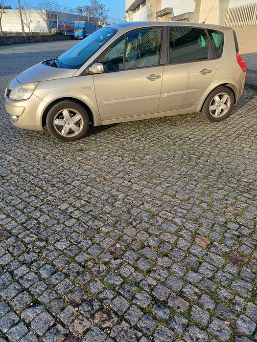Vendo Renault Scenic 1.5 DCI FULL-EXTRAS