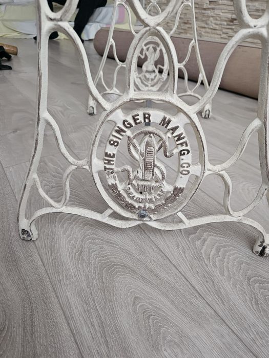 Ніжки від машинки  Singer