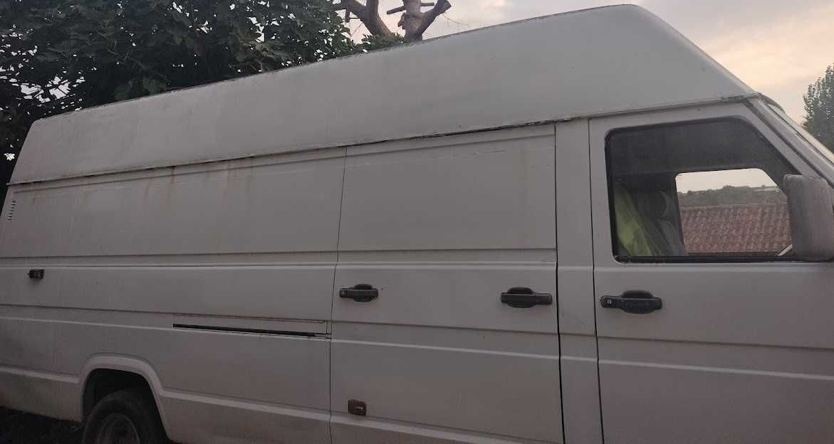 Iveco Daily 2.5 Turbo  35.12 Longa rodado duplo 3500kg