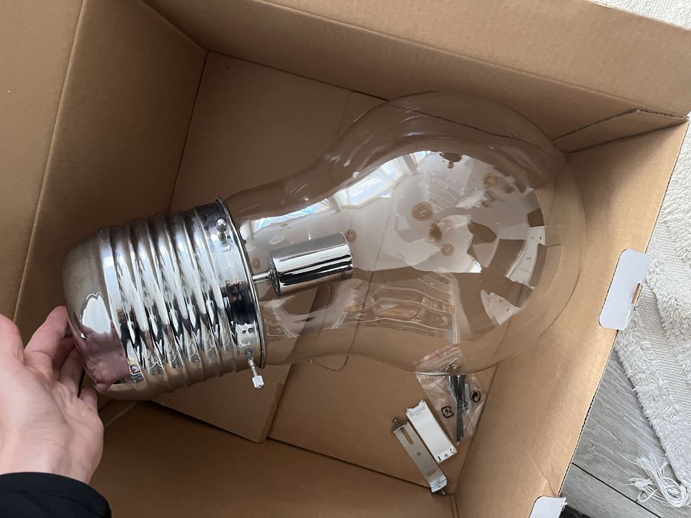 Lampa wisząca Żarówka