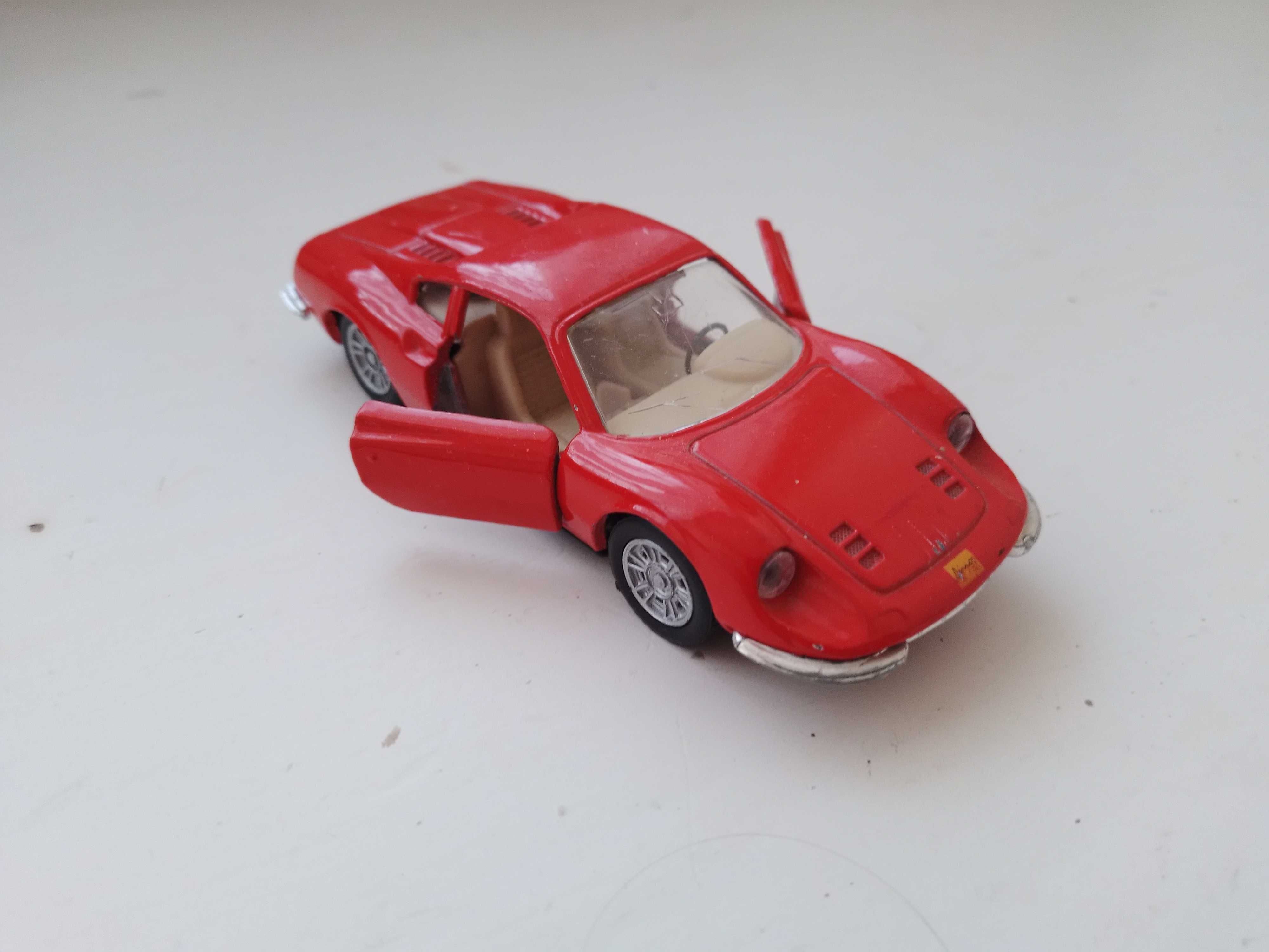 Ferrari Dino;Maisto 1:36