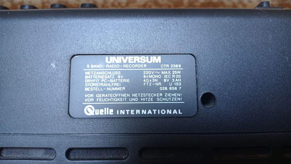 Radiomagnetofon Uniwersum CTR-2389