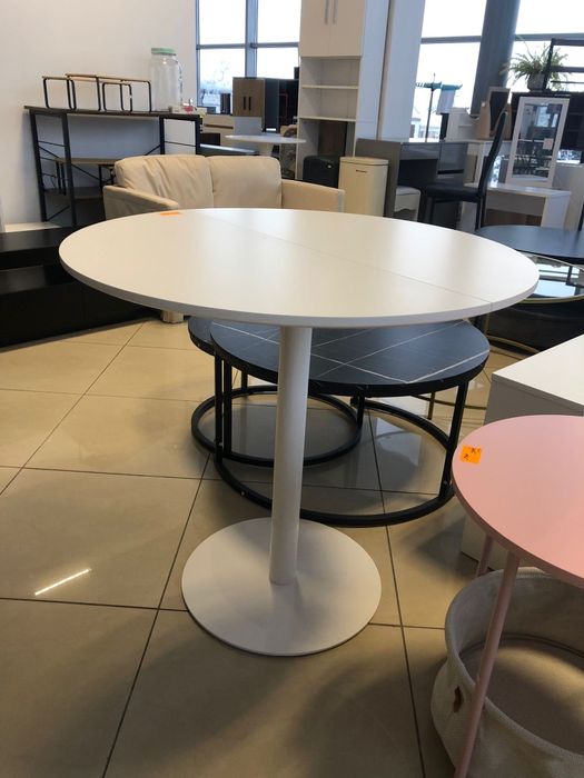 Stolik stół kawowy okrągły wysoki biały na jednej metalowej nodze