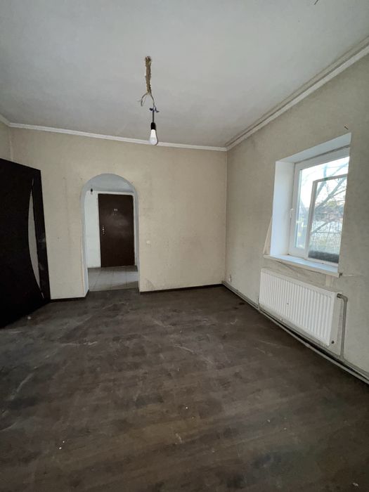 В продажу будинок в 10 хвилинах від центру